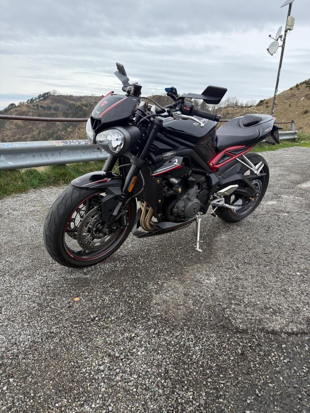 Triumph Street Triple R (2017 - 20) (8)