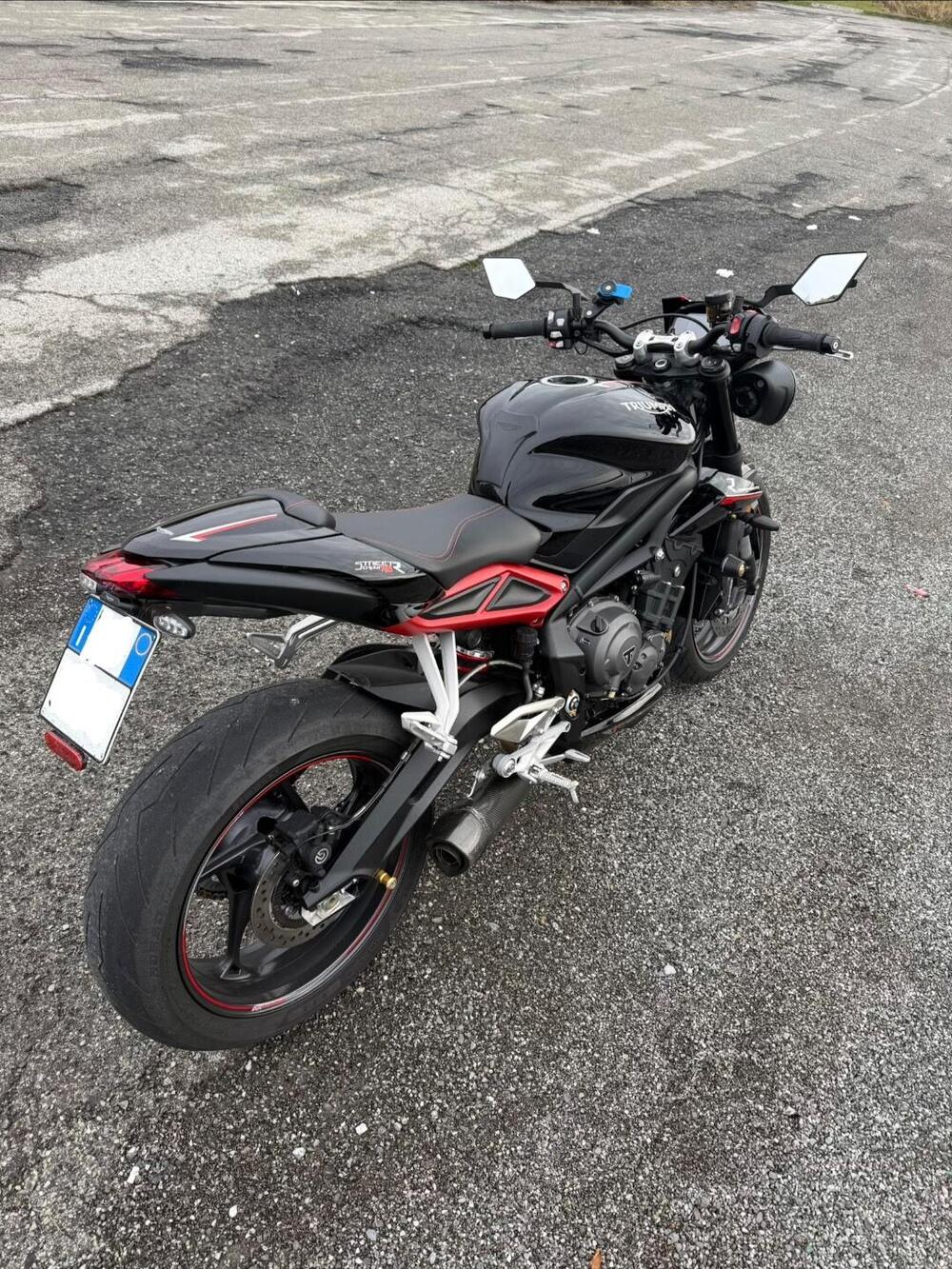 Triumph Street Triple R (2017 - 20) (10)