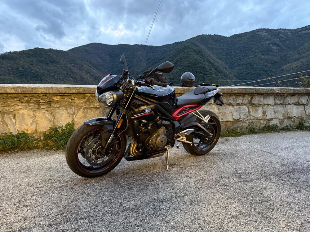 Triumph Street Triple R (2017 - 20) (11)