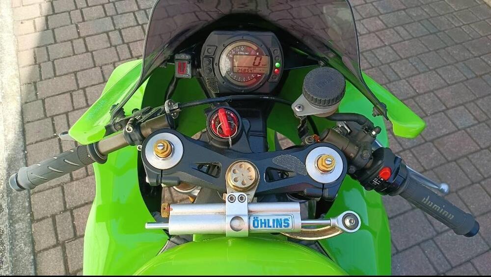Kawasaki Ninja 1000 ZX-10R (2004 - 05) (6)