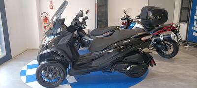 Piaggio MP3 400 Sport ABS Hpe (2021 - 22) usata