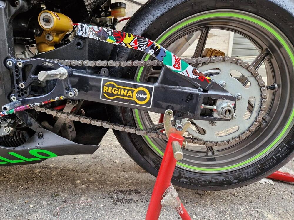 Kawasaki Ninja 636 ZX-6R (2005 - 06) (4)