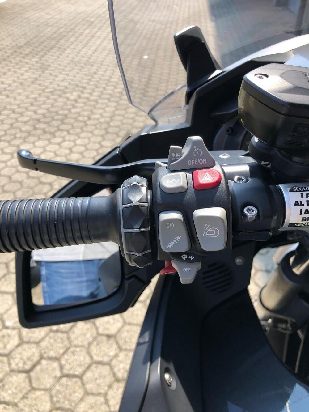 Bmw R 1200 RT (2010 - 13) (6)