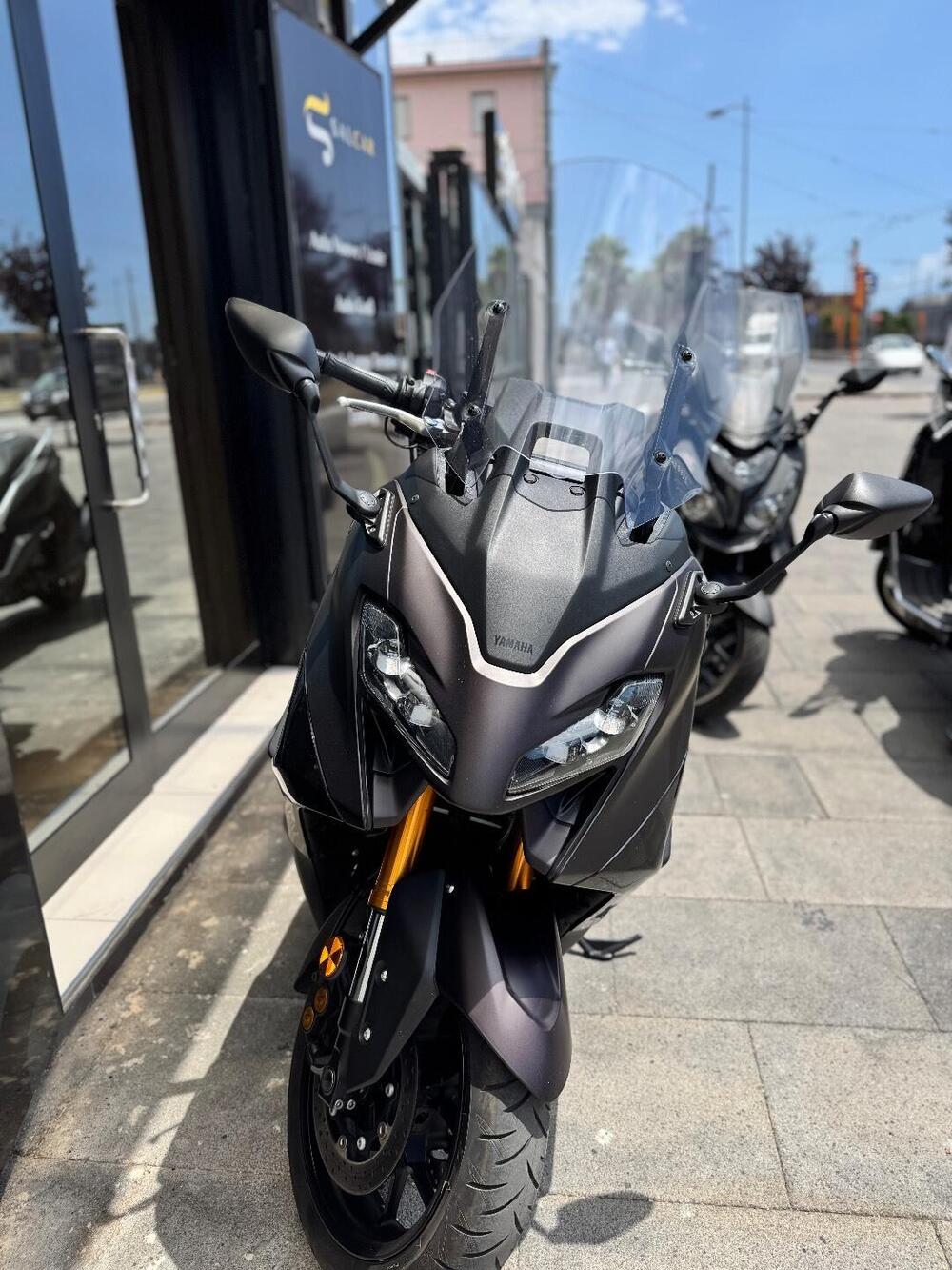 Yamaha T-Max 560 Tech Max (2022 - 24) (4)