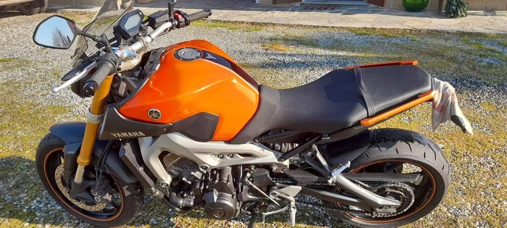 Yamaha MT-09 (2013 - 15) (2)