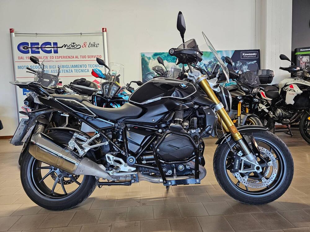 Bmw R 1200 R Black Edition (2017 - 18) (2)