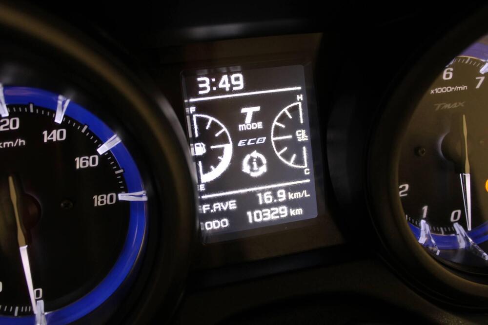 Yamaha T-Max 560 (2020 - 21) (5)