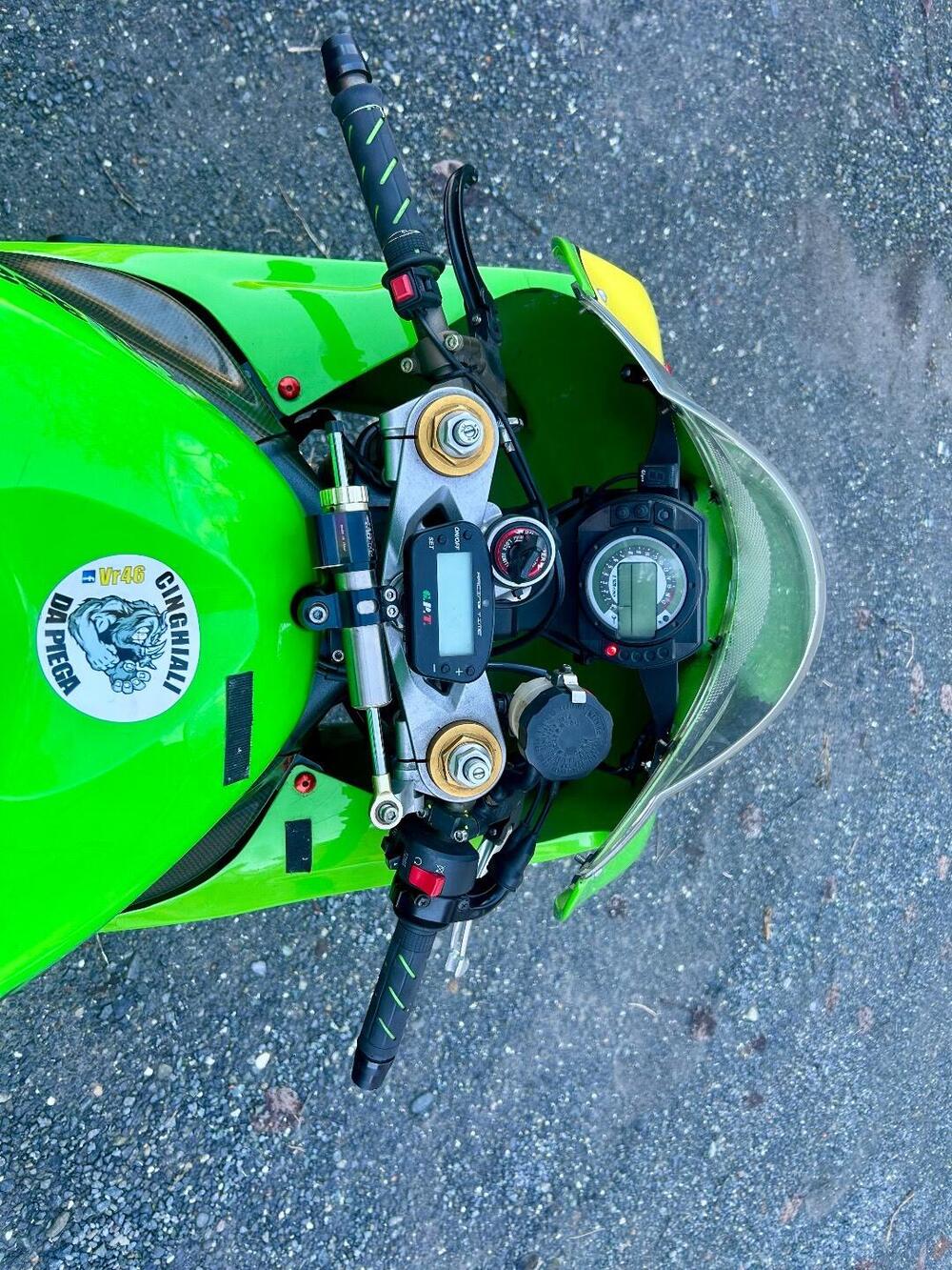 Kawasaki Ninja 636 ZX-6R (2005 - 06) (7)