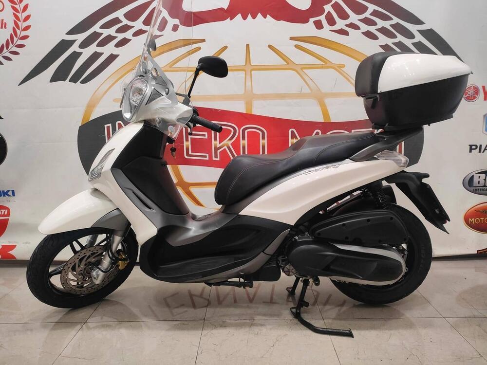 Piaggio Beverly 350 SportTouring ie ABS (2011 - 17)