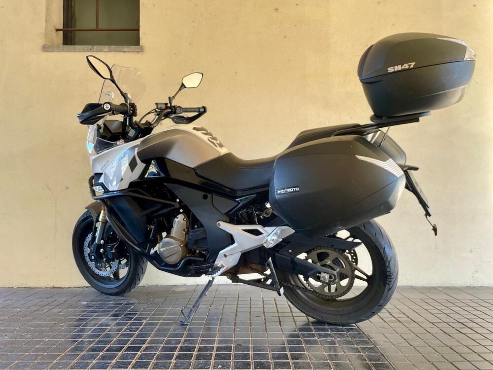 CFMOTO 650MT (2021 - 24) (4)
