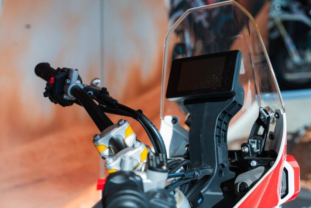 Kove 450 Rally Lucky Explorer Replica (2025 - 26) (10)