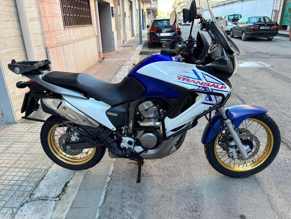 Honda Transalp XL 700 V ABS (2007 - 2013) (2)