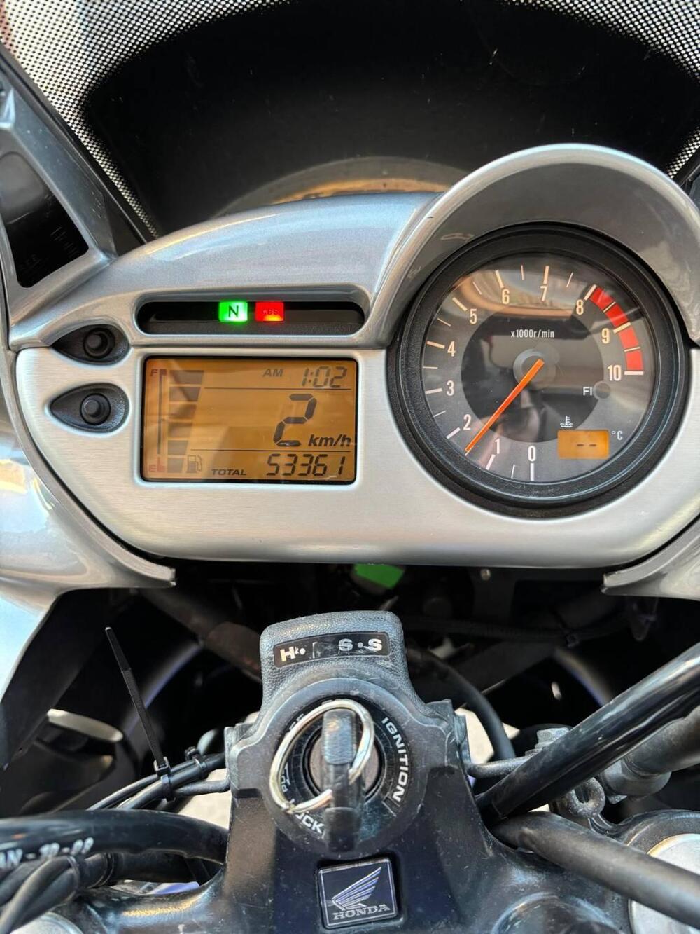 Honda Transalp XL 700 V ABS (2007 - 2013) (3)