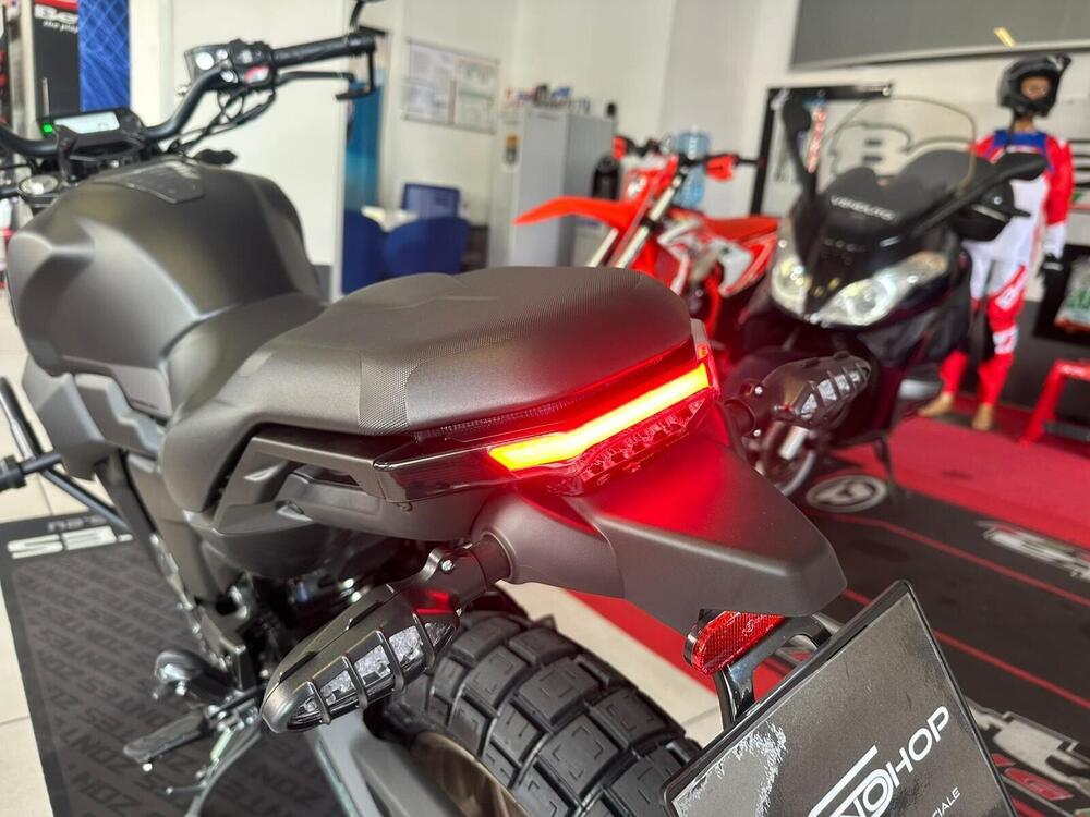 Zontes ZT125-G1 (2020 - 26) (13)