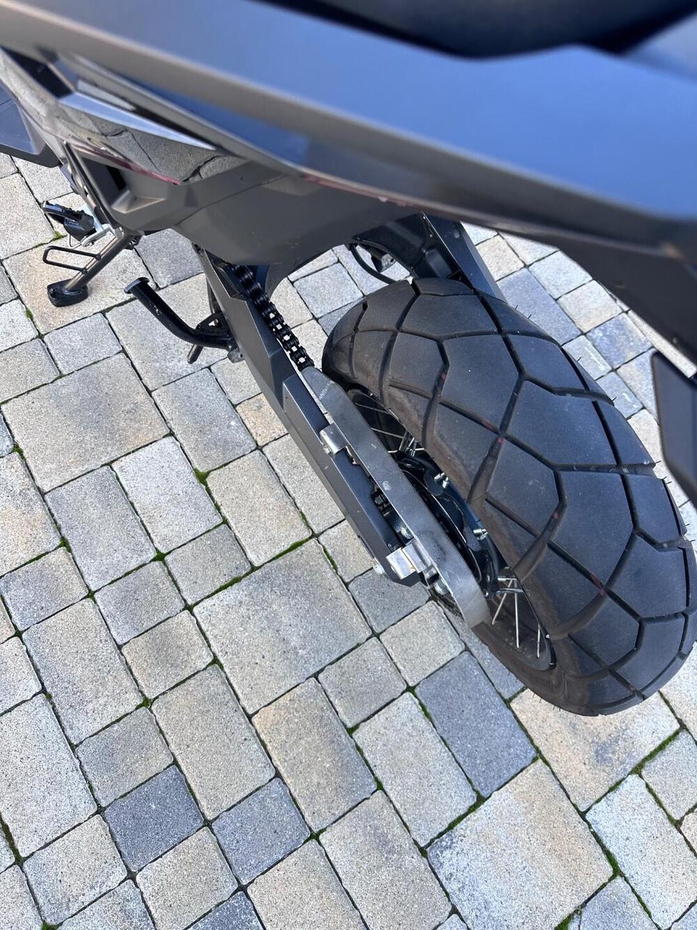 Honda X-ADV 750 DCT Travel (2021 - 24) (9)