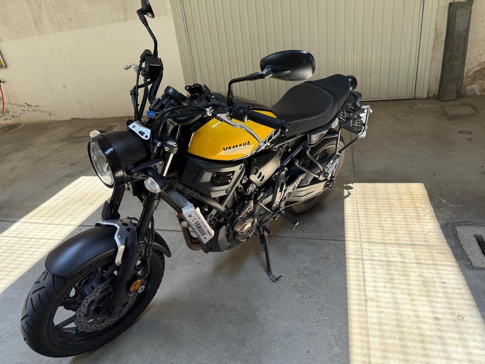 Yamaha XSR 700 ABS 60th Anniversary (2016 - 18) (2)