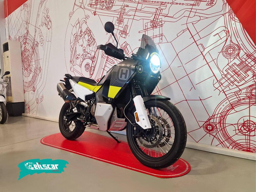 Husqvarna Norden 901 (2022 - 26) (3)