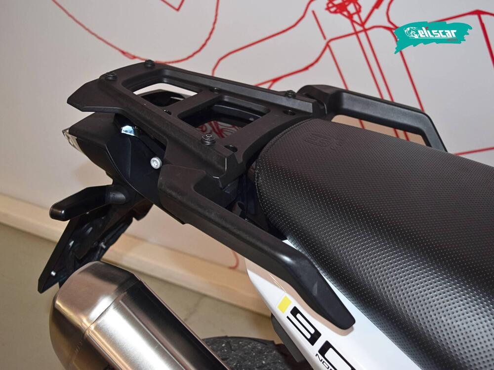 Husqvarna Norden 901 (2022 - 26) (9)