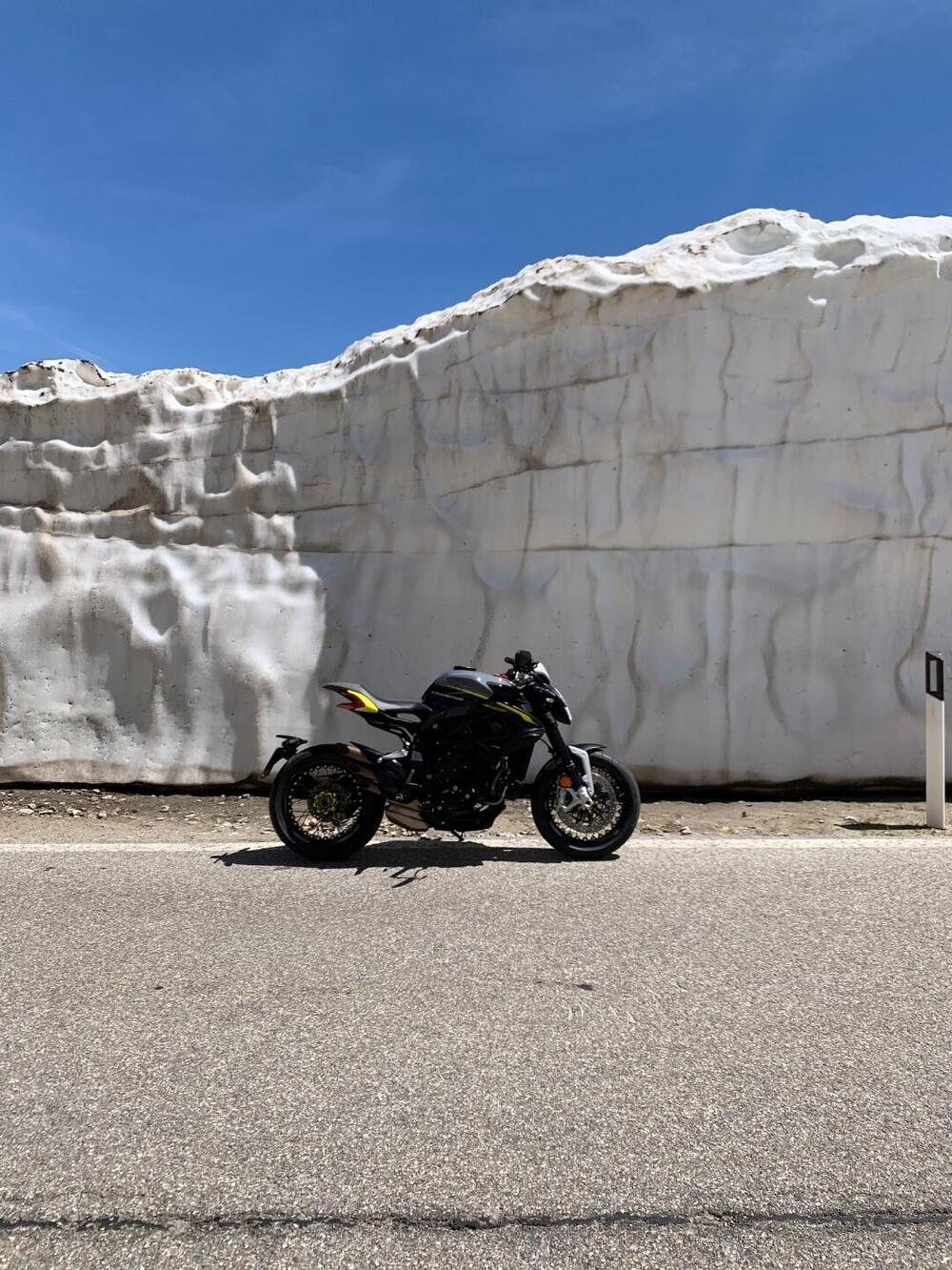 MV Agusta Dragster 800 RR (2018 - 20) (6)