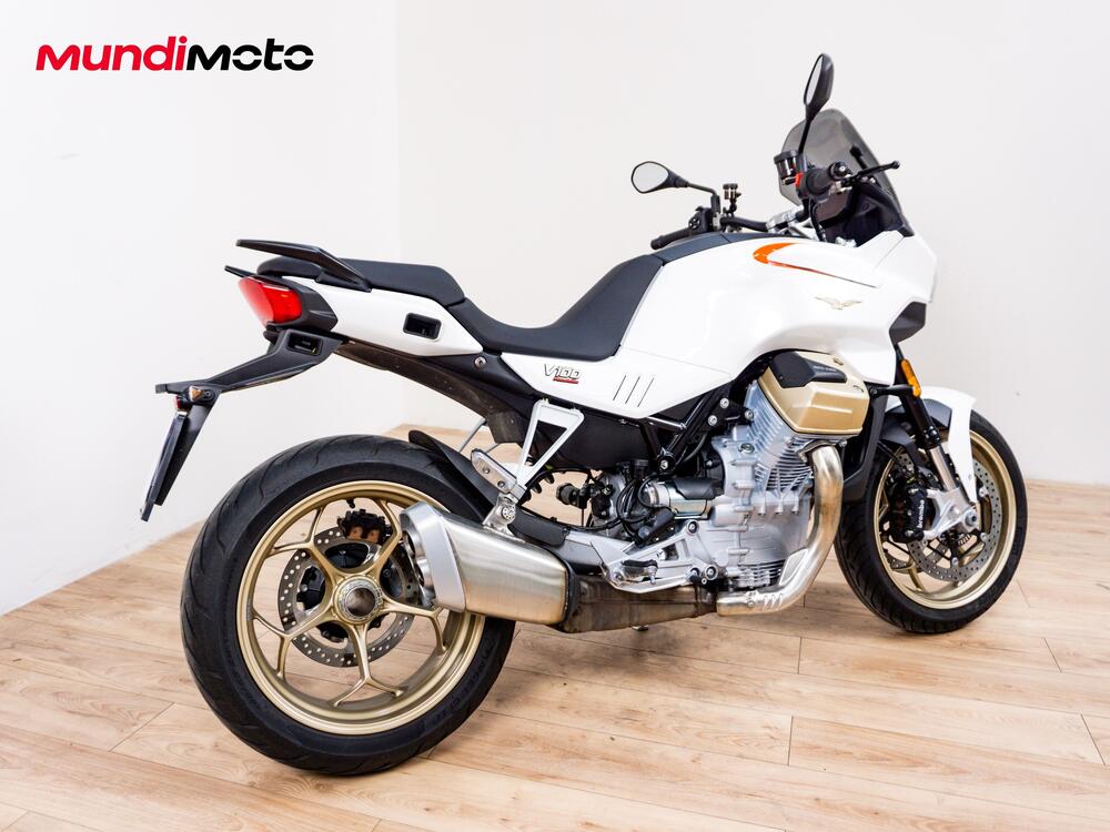 Moto Guzzi V100 Mandello (2022 - 24) (3)