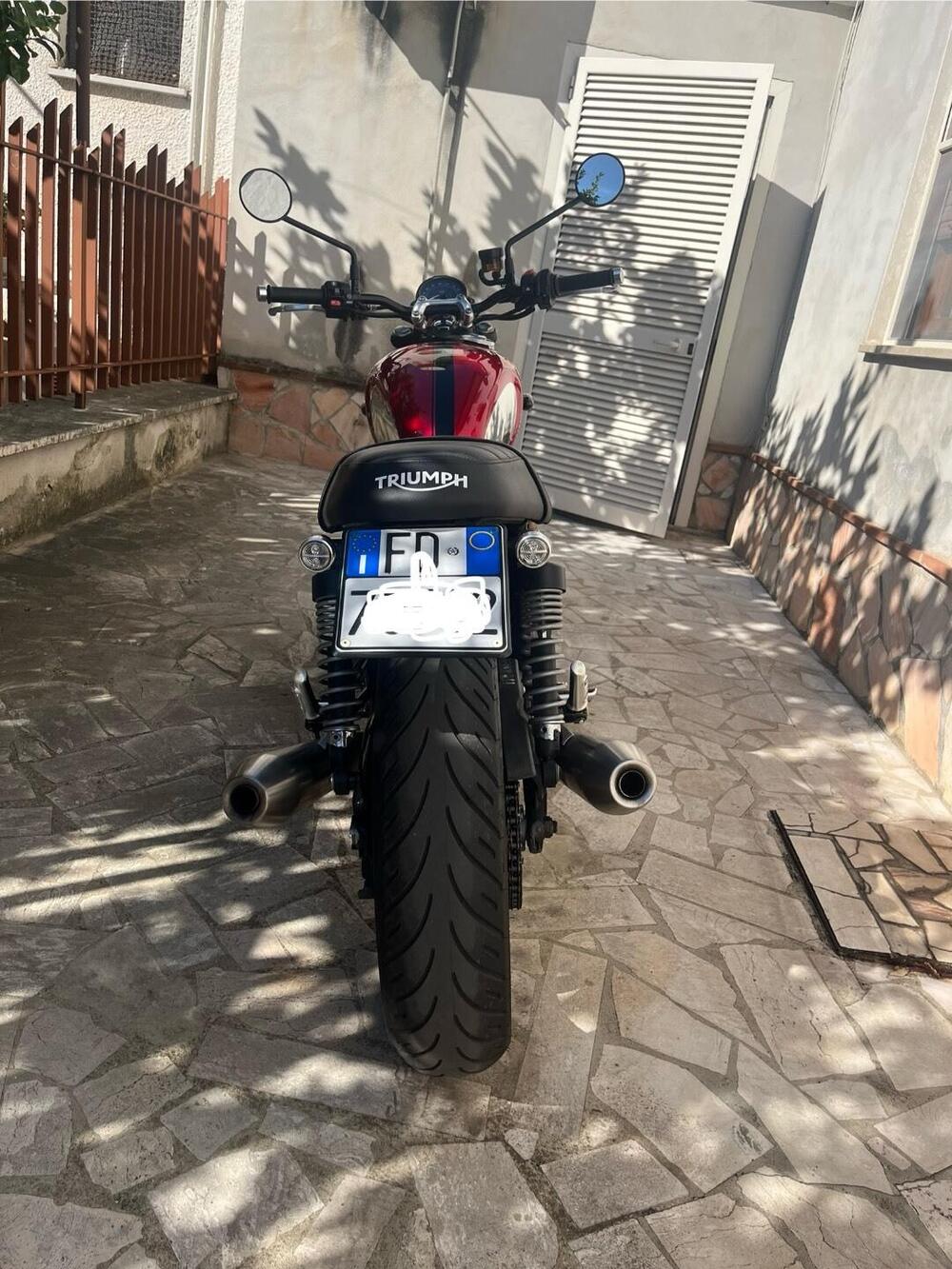 Triumph Speed Twin 900 Chrome Edition (2023) (5)