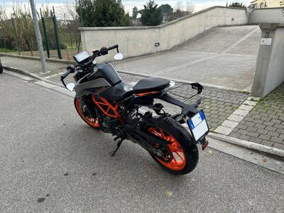 KTM 390 Duke (2021 - 23) usata