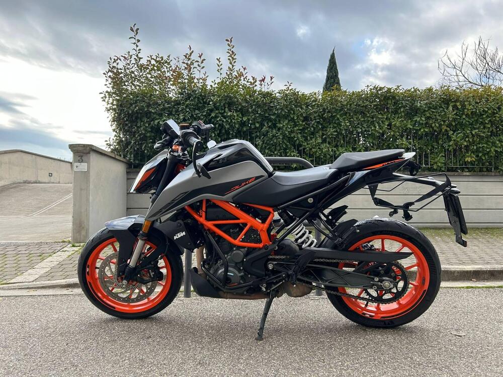 KTM 390 Duke (2021 - 23) (4)