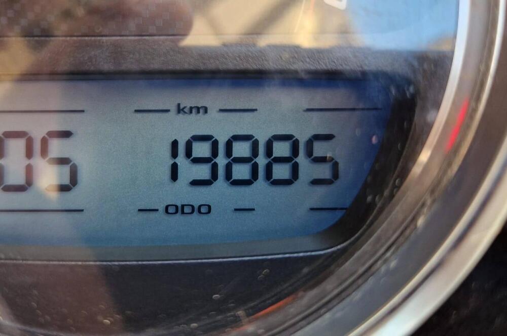 Piaggio Beverly 350 SportTouring ie ABS (2011 - 17) (4)