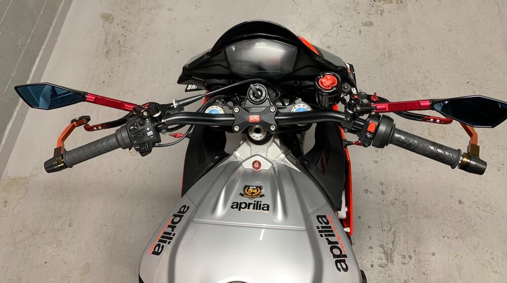 Aprilia Tuono V4 Factory (2017 - 18) (9)