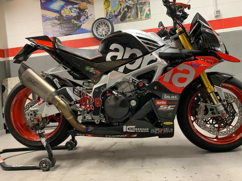Aprilia Tuono V4 Factory (2017 - 18) (14)