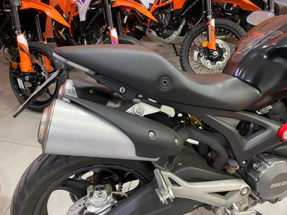 Ducati Monster 696 Plus (2007 - 14) (10)