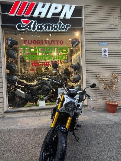 CFMOTO 700CL-X Heritage (2021 - 26) usata