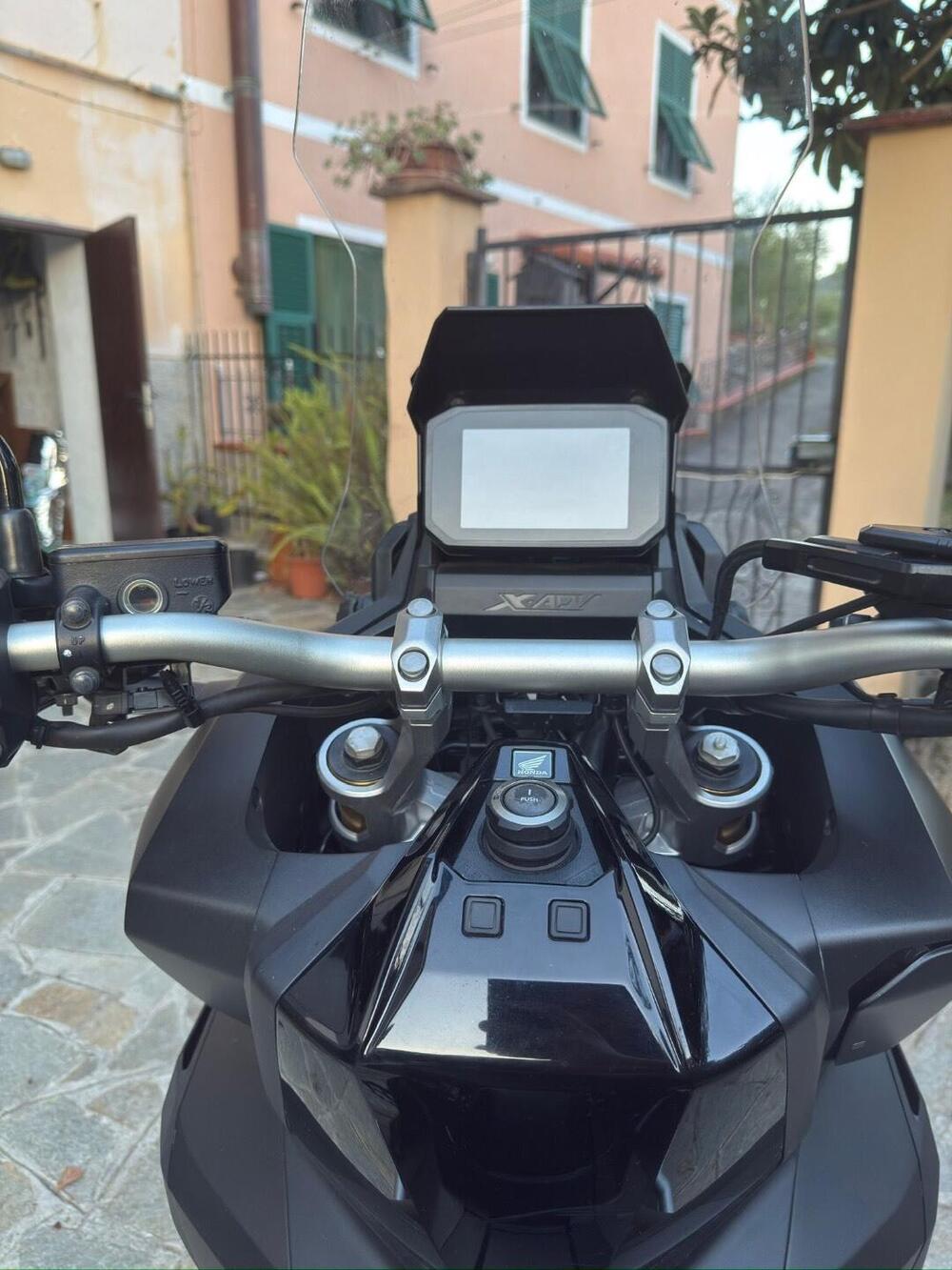 Honda X-ADV 750 DCT Adventure (2021 - 24) (3)