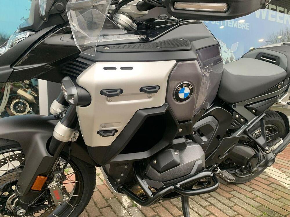 Bmw R 1300 GS Adventure Triple Black (2025 - 26) (6)