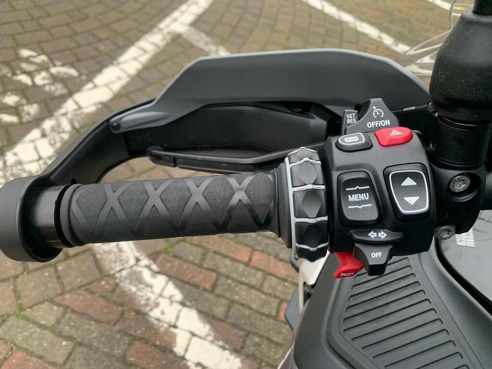 Bmw R 1300 GS Adventure Triple Black (2025 - 26) (12)