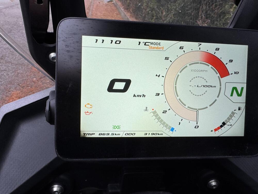 MBP T1002VX (2024) (5)