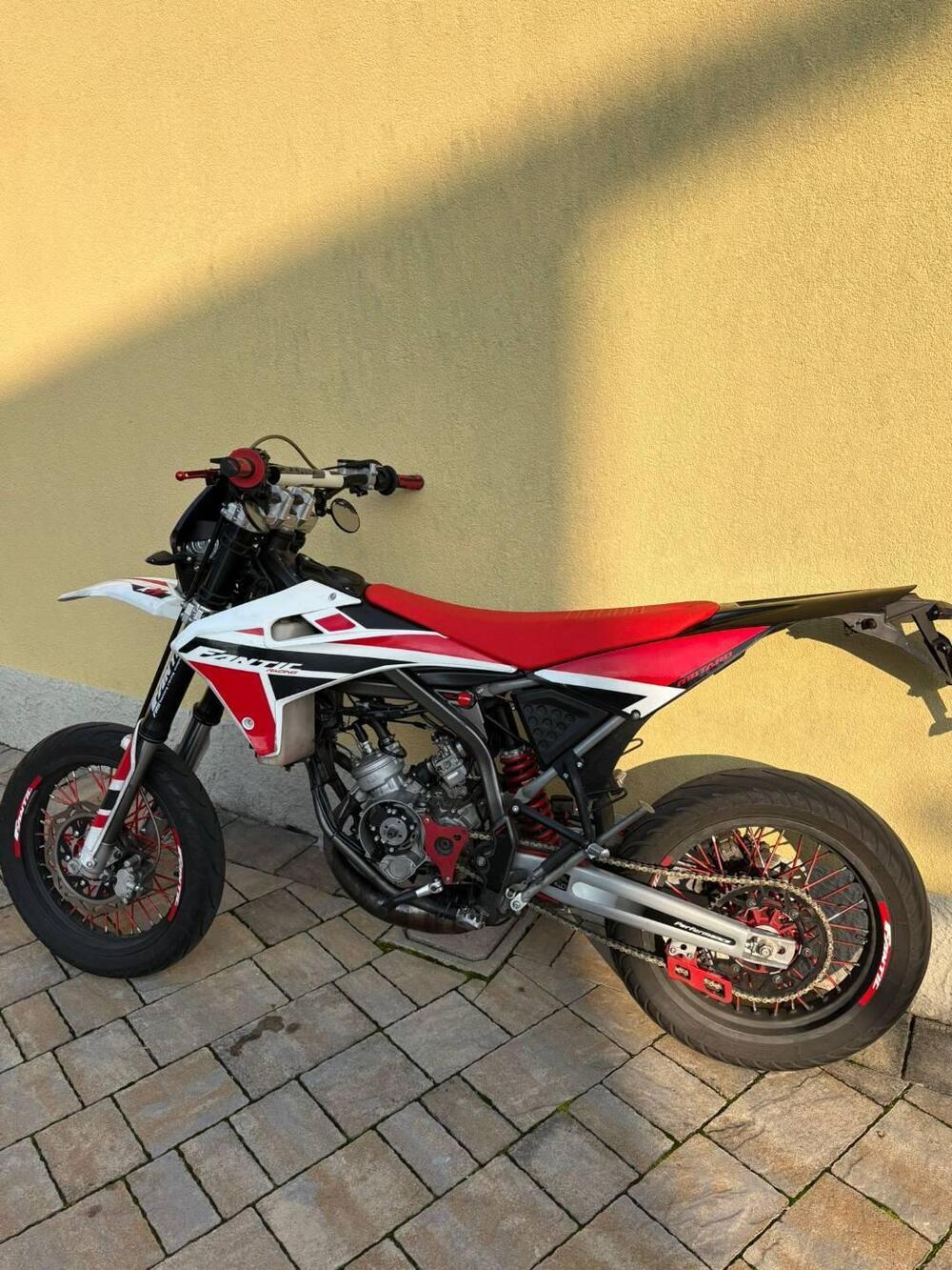 Fantic Motor XM 50 Motard Performance 2T (2021 - 22) (2)