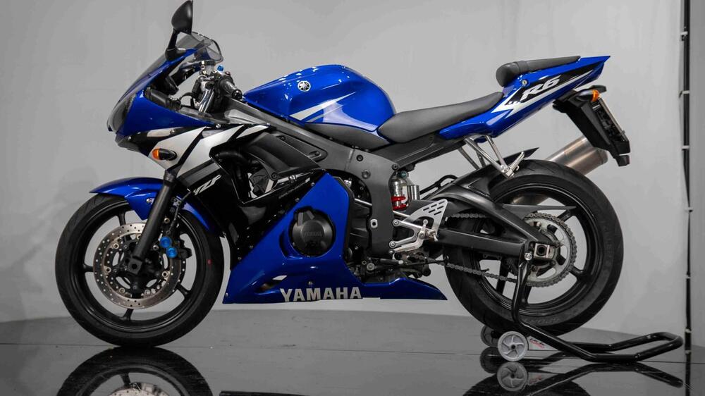 Yamaha YZF R6 (2003 - 04) (2)