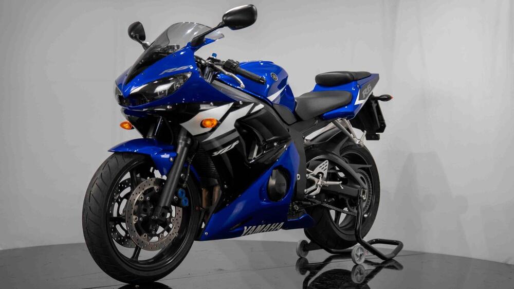 Yamaha YZF R6 (2003 - 04) (3)