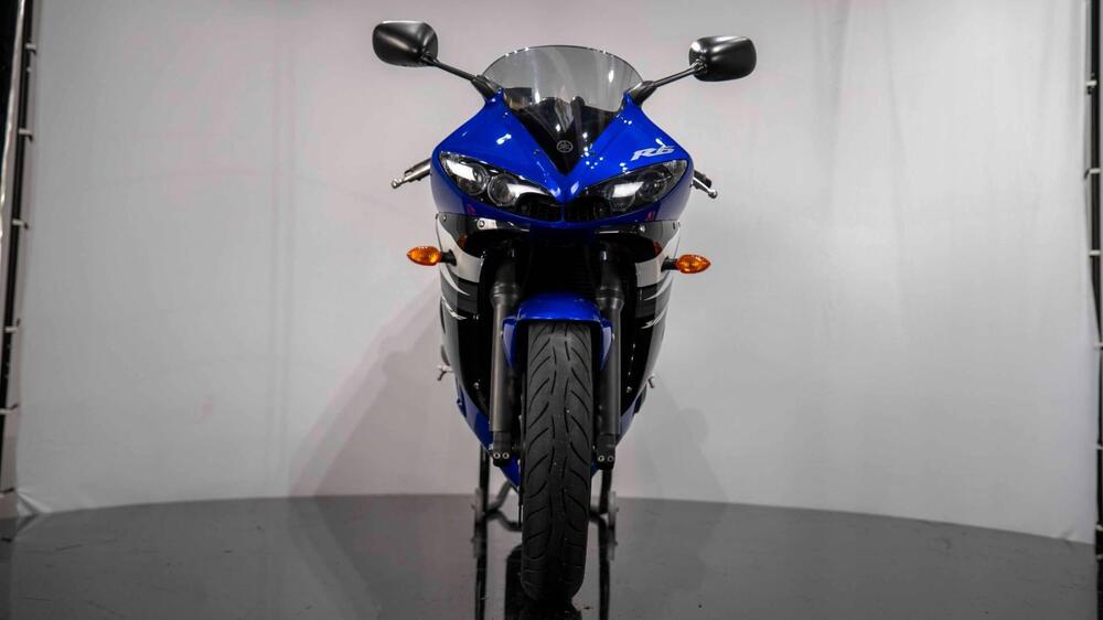 Yamaha YZF R6 (2003 - 04) (4)