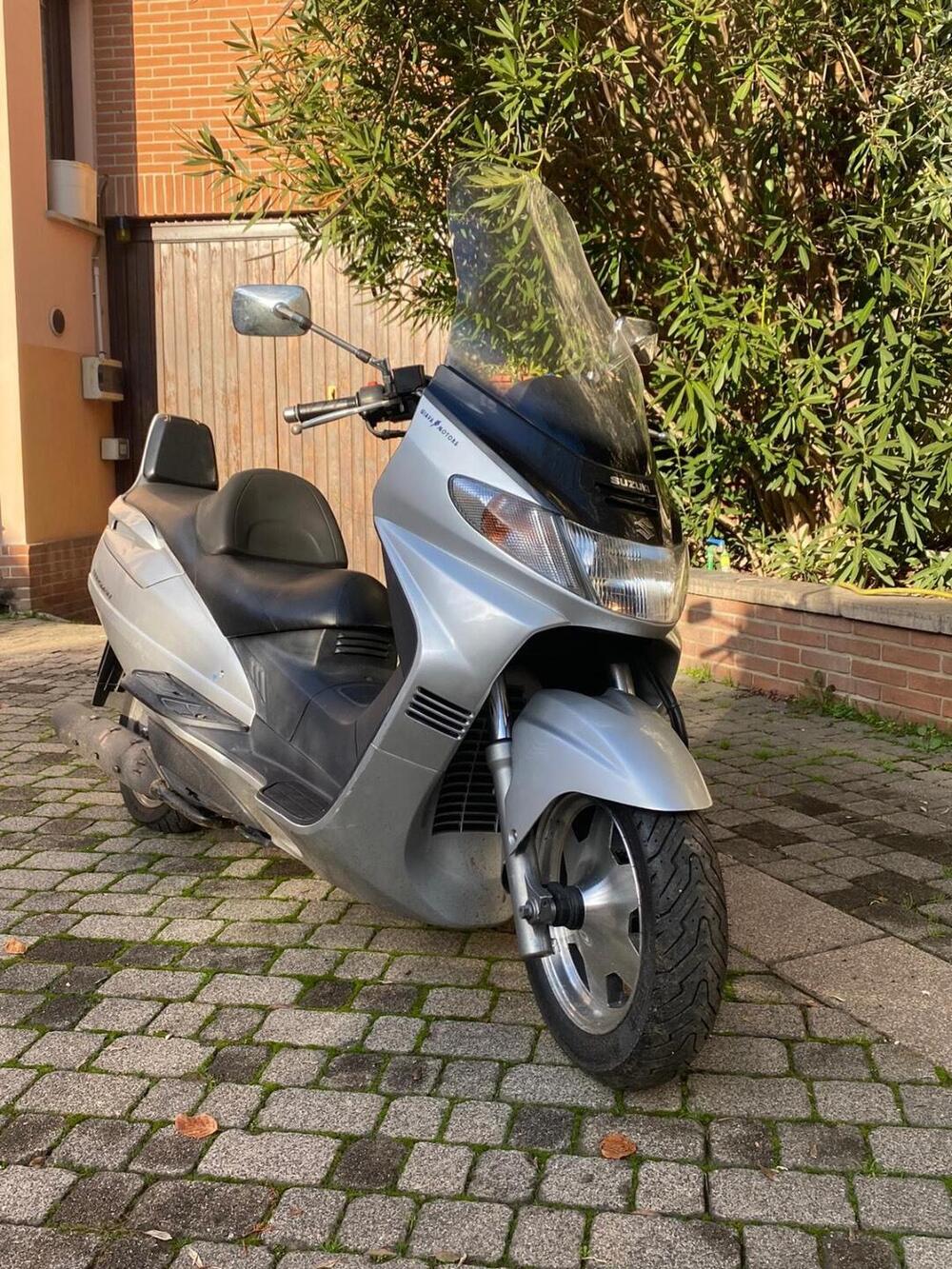 Suzuki Burgman AN 250 (1998 - 01)