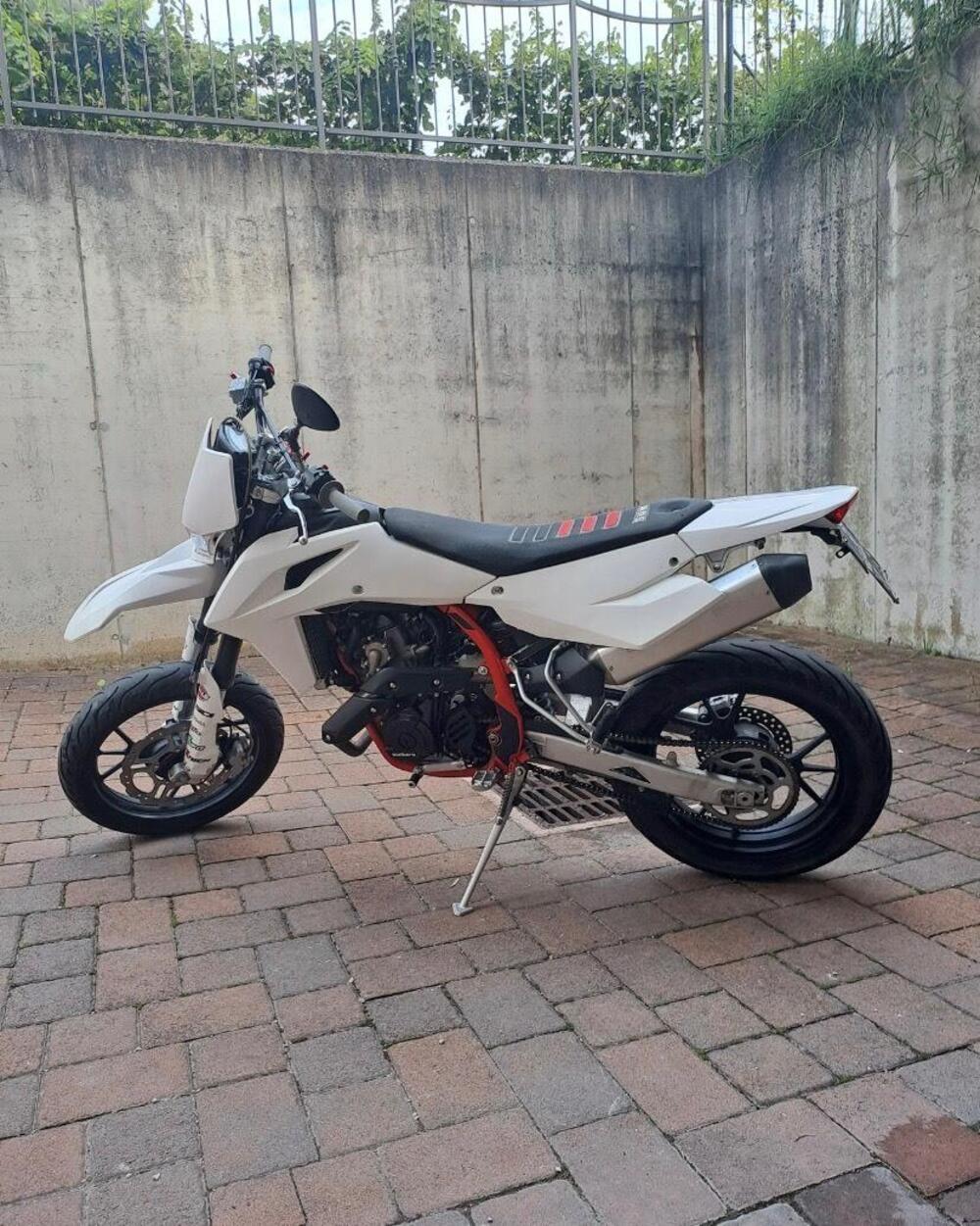 Swm SM 125 R (2022 - 24) (3)