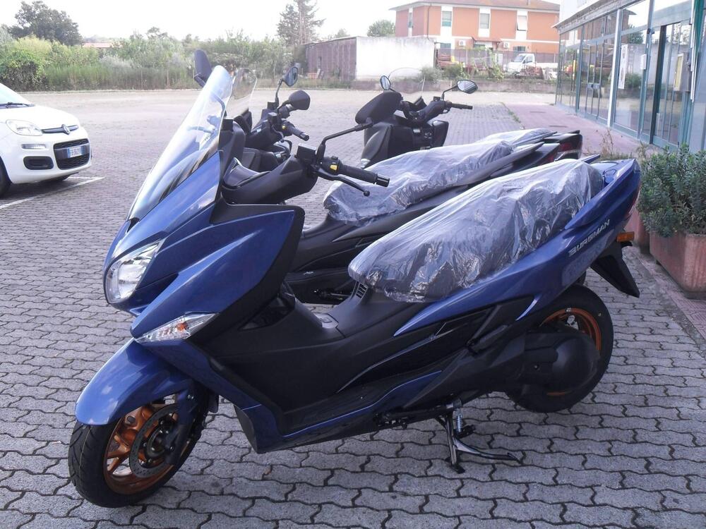 Suzuki Burgman 400 (2025 - 26)