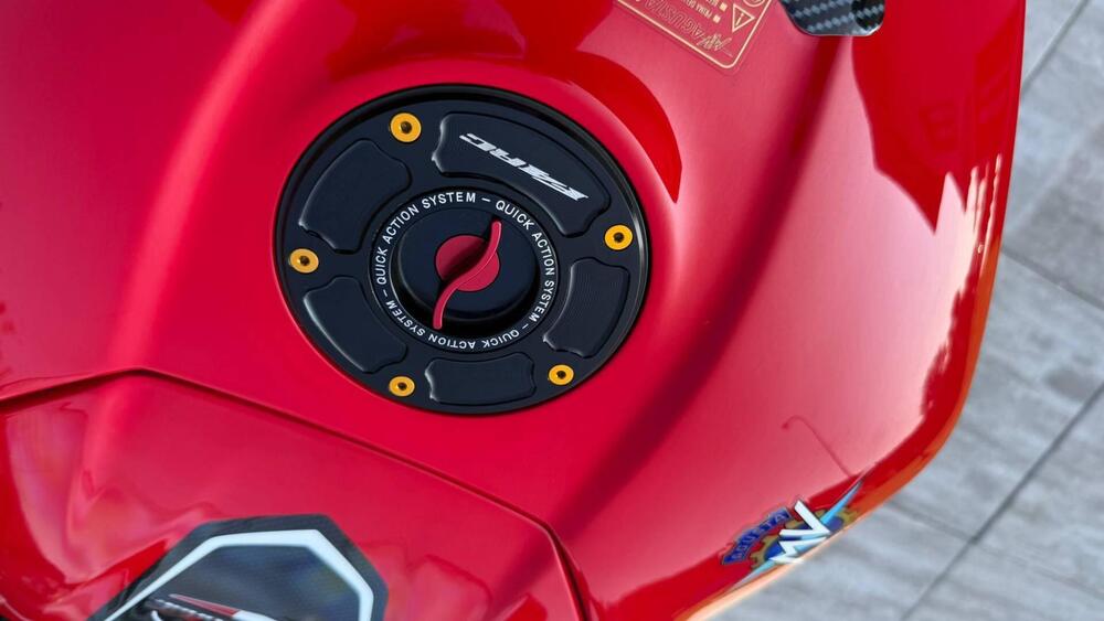 MV Agusta F4 1000 RC ABS (2015 - 17) (9)