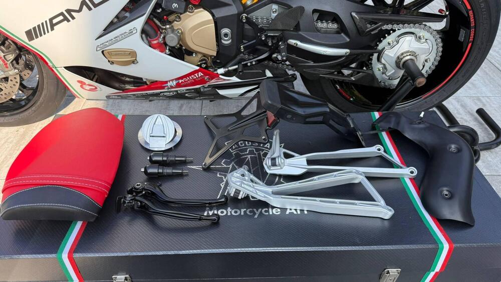 MV Agusta F4 1000 RC ABS (2015 - 17) (10)