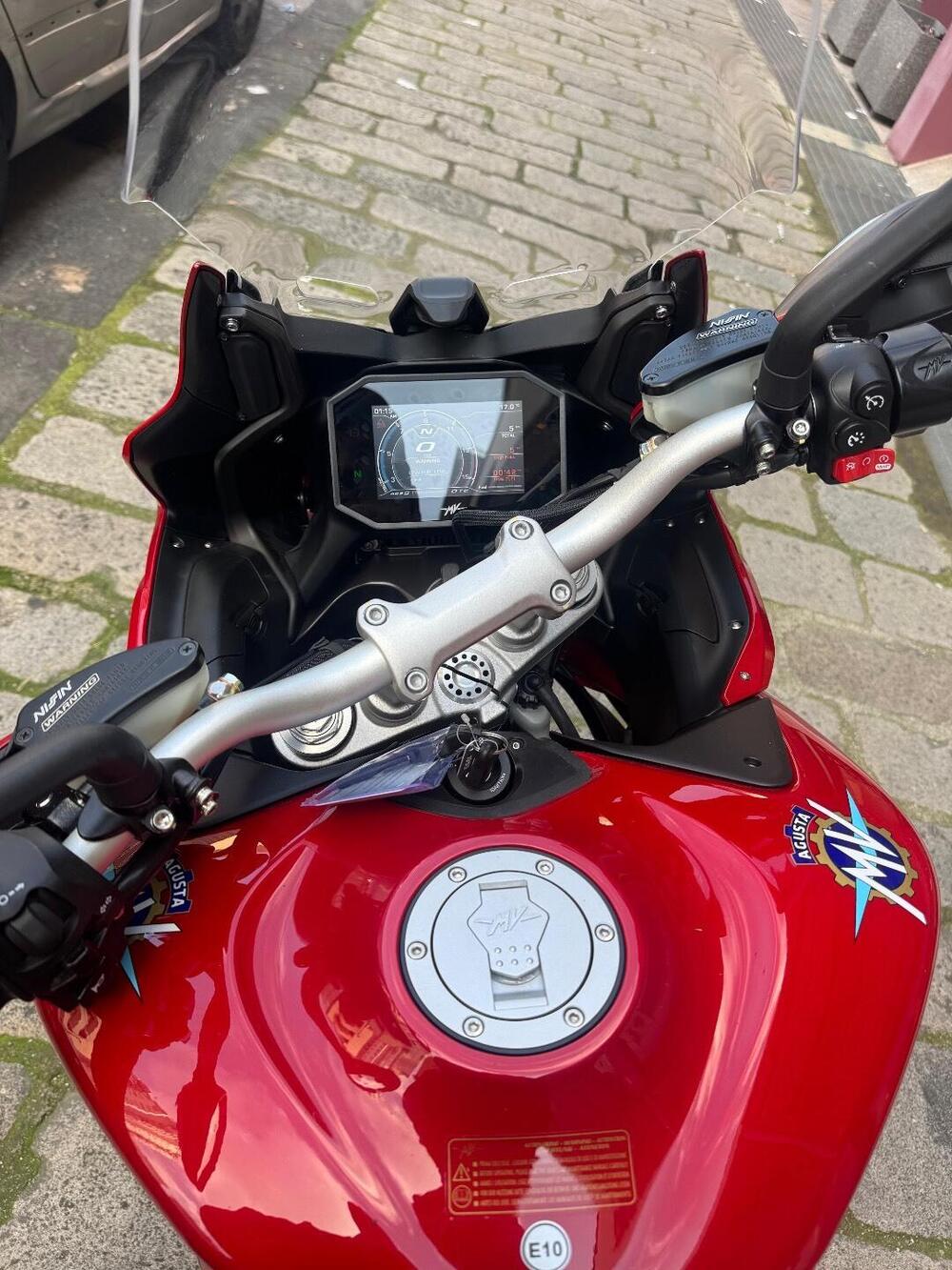 MV Agusta Turismo Veloce 800 Rosso (2021 - 23) (5)