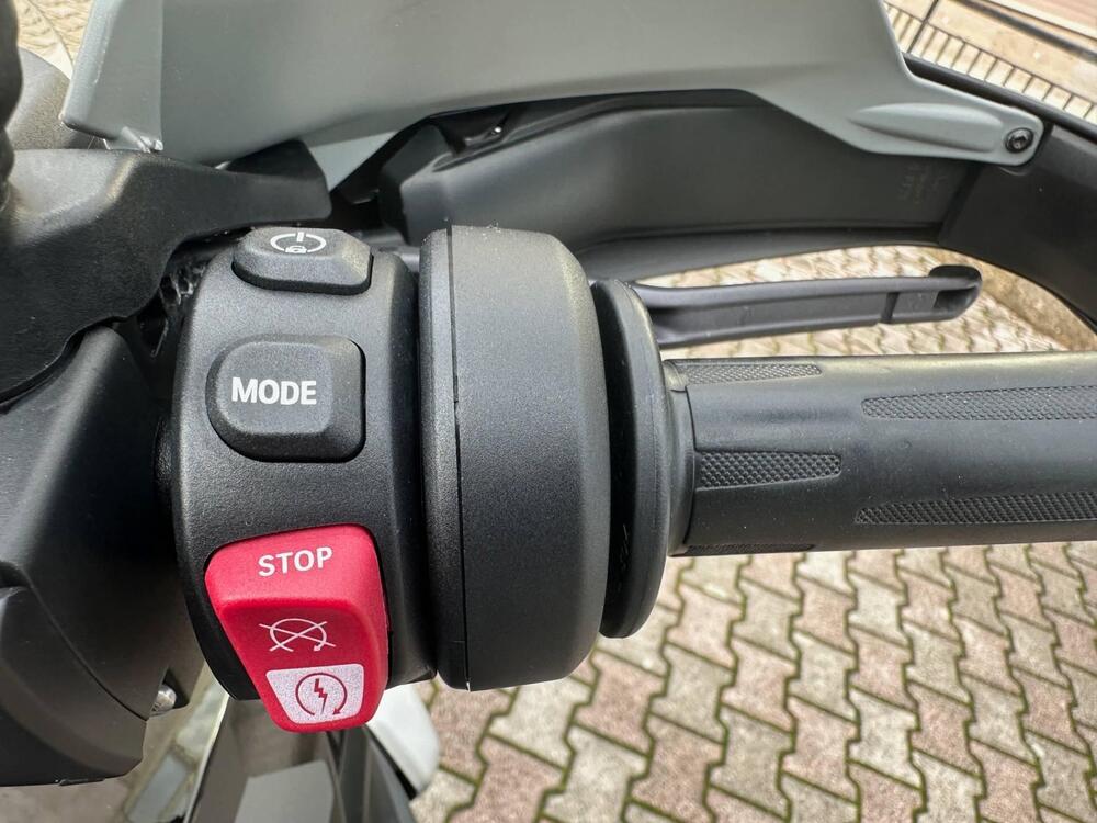 Bmw R 1300 GS Triple Black (2023 - 26) (9)