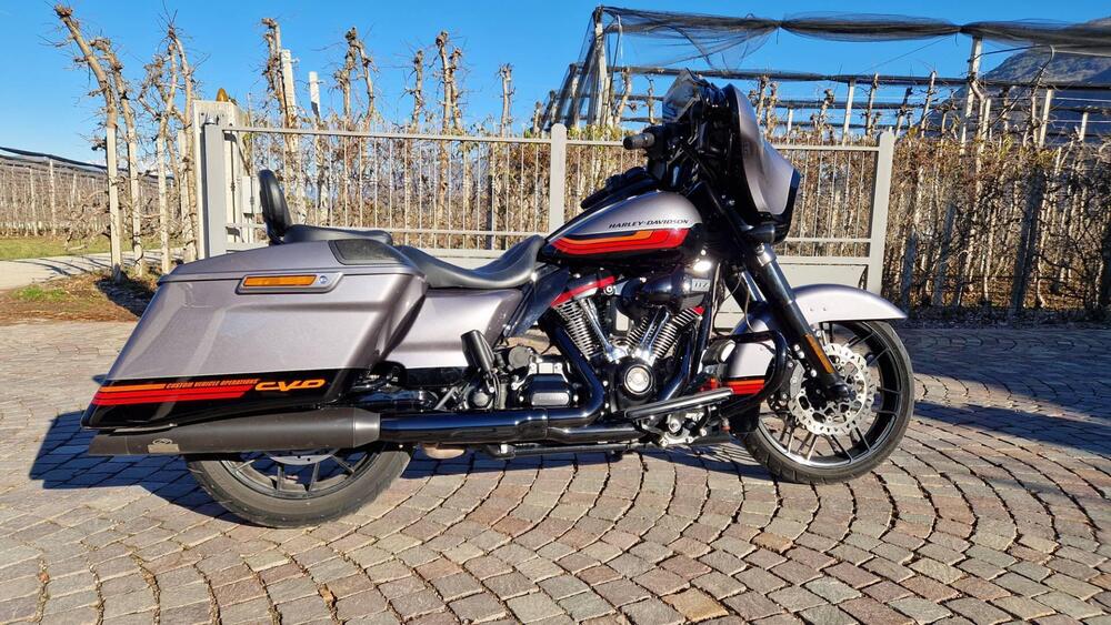 Harley-Davidson 117 Street Glide (2018 - 20) - FLHXSE (3)