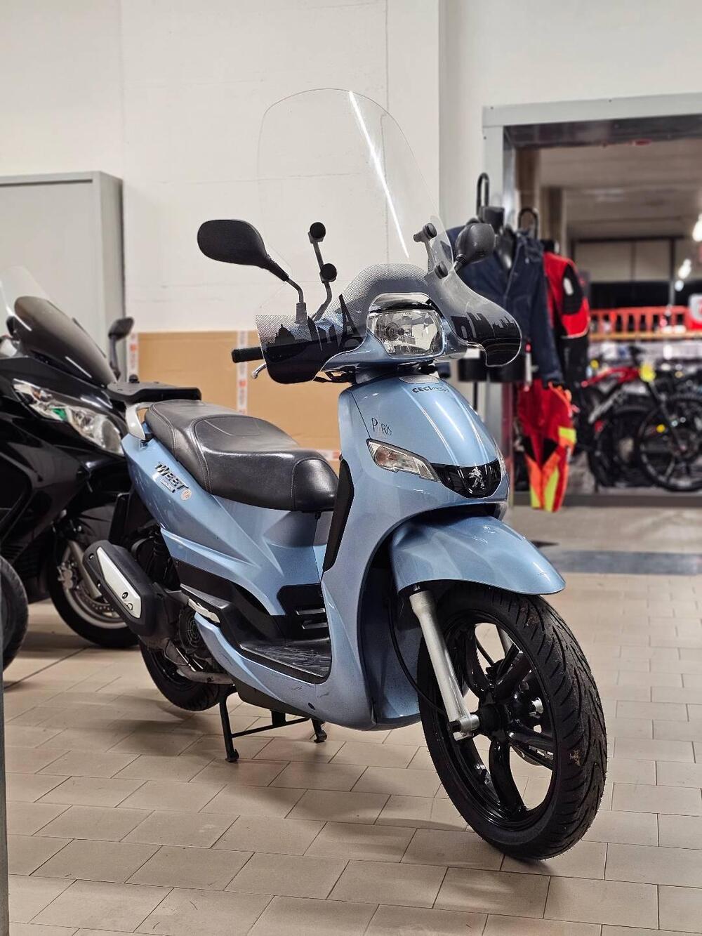 Peugeot Tweet 125 Paris (2016) (2)