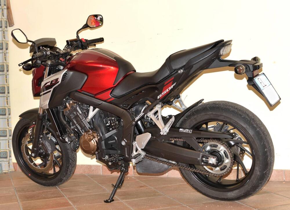 Honda CB 650 F (2017 - 18) (2)